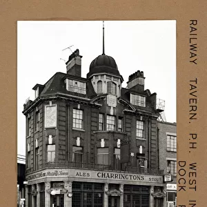 Photograph of Charlie Browns PH, Limehouse, London