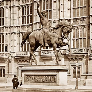 Richard Coeur Lion statue, Palace of Westminster, London