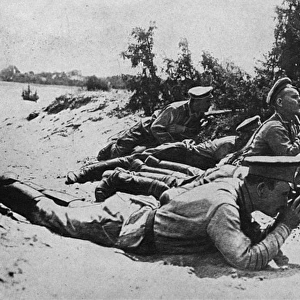Russian machine gunners near Kalisz, Russia, WW1