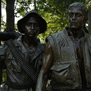 The Three Soldiers (1984) by Frederick Hart (1943-1999). Was