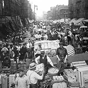 Wholesale Produce Market, Chicago, USA - early 1900s