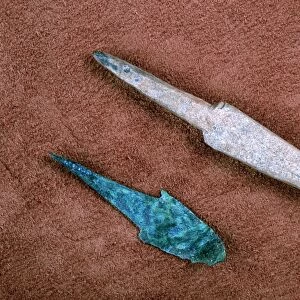 Bronze Age arrowheads C015 / 6759