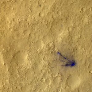 Curiosity debris on Mars, satellite image C014 / 4941