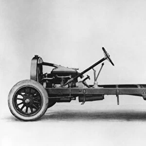 Du Pont automobile chassis, 1920s C018 / 0606