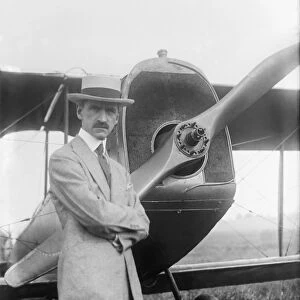 Glenn Curtiss, US aviation pioneer C016 / 4588