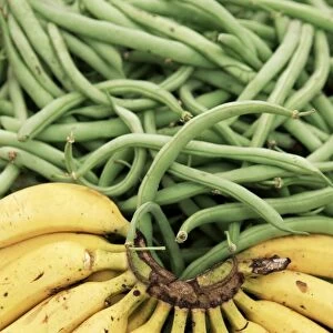 Bananas and green beans at the market