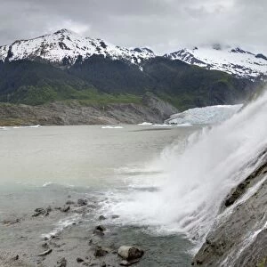 Nugget Falls at Mendenhall Glacier, Juneau, Alaska, United States of America, North America