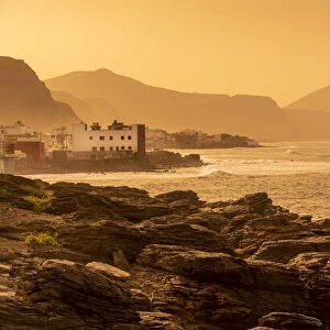 View of rocky coastline and Atlantic sea at sunset near El Pagador, Las Palmas, Gran Canaria, Canary Islands, Spain, Atlantic, Europe