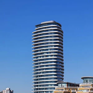England, London, Battersea, Lombard Wharf Tower Riverside Apartment Complex