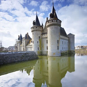France, Loiret, Loire Valley, World Heritage by UNESCO, Sully sur Loire, castle of the 14th 17th centuries, Chateau de Sully sur Loire