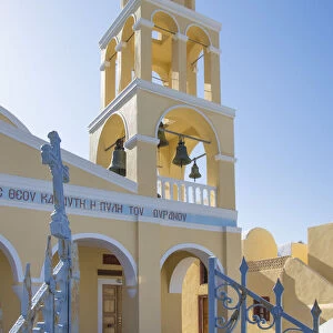 Greek Orthodox church, Oia, Santorini (Thira), Cyclades Islands, Greece