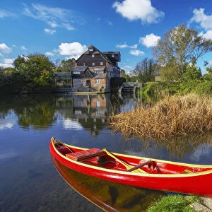 Red Canoe & Houghton Mill, Houghton, Cambridgeshire, England