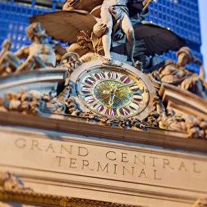 Statue of Mercury and Clock on the 42nd Street facade of Grand Central Terminus Station