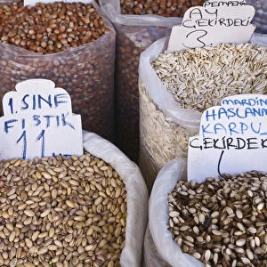 Turkey, Eastern Turkey, Sanliurfa (Urfa), Nuts and seeds for sale in market