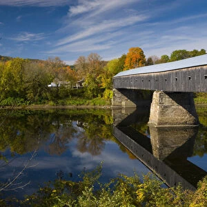 USA, Vermont-New Hampshire, Windsor(VT)-Cornish(NH) Bridge on Connecticut River