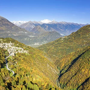 Village of Sacco in the autumn colors. Valgerola(Gerola valley), Orobie, Valtellina