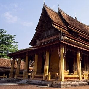 Wat Haw Pha Kaew