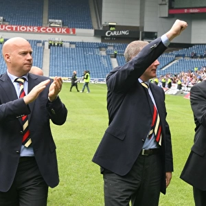 Soccer - Rangers Team Arrive At Ibrox after playing in the UEFA Cup Final-