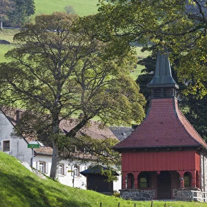 Germany, Baden-Wurttemburg, Black Forest, Neuhof, village chapel
