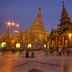 Myanmar, Yangon. Schwedagon Temple at twilight
