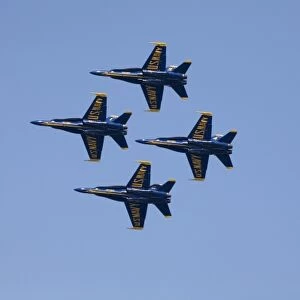 WA, Seattle, The Blue Angels, performing at SEAFAIR, F / A-18 Hornet aircraft