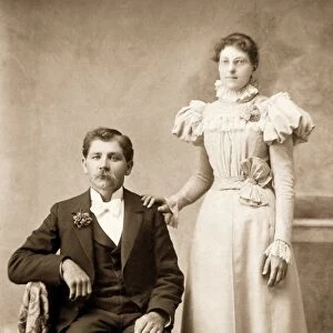 AMERICAN COUPLE, 1880s Studio photograph