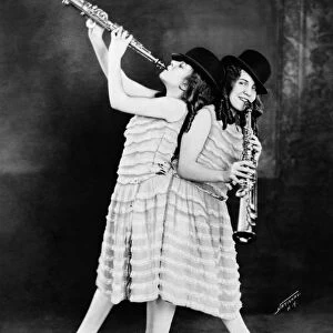 DAISY & VIOLET HILTON (1908-1969). American conjoined twins who toured with American sideshows