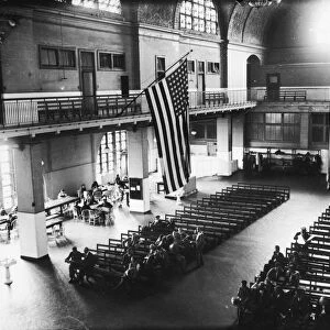 ELLIS ISLAND, POST 1924. The Great Hall at the immigration station in New York Harbor