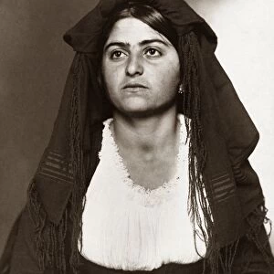 ELLIS ISLAND: WOMAN, c1910. Portrait of a young woman from Italy at Ellis Island