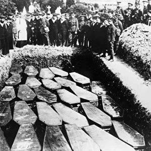 LUSITANIA: COMMON GRAVE. Victims of the sinking of the RMS Lusitania by German