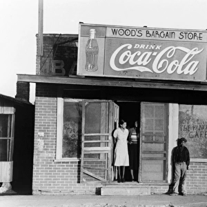 MISSISSIPPI: CAFE, 1939. A rural cafe at Mound Bayou, Mississippi. Photograph by Russell Lee