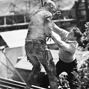 THE MUMMYs GHOST, 1943. John Carradine with Lon Chaney, Jr. as Mummy