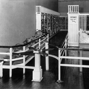 PIGGLY WIGGLY STORE, c1917. Interior of a Piggly Wiggly self-service supermarket in Tennessee