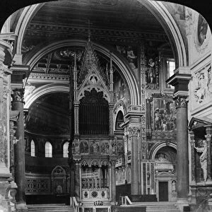 ROME: ST. JOHN LATERAN. Interior of the Basilica of Saint John Lateran in Rome, Italy