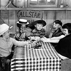 SILENT FILM: LITTLE RASCALS. Our Gang, Little Rascals. Spanky, Buckwheat, Mickey, Alfalfa and Darla left to right