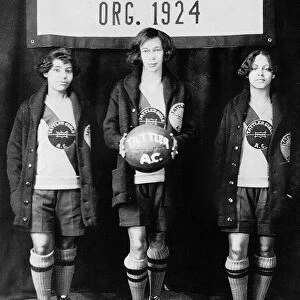 Women basketball players of Harlem, New York. Photographed by Eddie Elcha, 1924