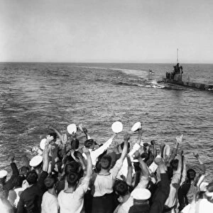 WORLD WAR I: HMS E11, c1915. Crowd greeting the submarine HMS E11 of the Royal