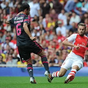 Aaron Ramsey (Arsenal) Ruben Amorim (Benfica). Arsenal 5: 1 Benfica. The Emirates Cup, Day 1