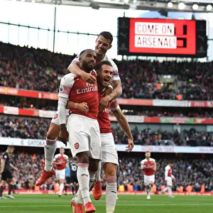 Arsenal Celebrate: Lacazette, Xhaka, Ramsey Score in Arsenal v Everton (2018-19)
