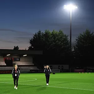 Arsenal Women's Squad Conducts Pre-Match Pitch Inspection Ahead of Arsenal vs West Ham United