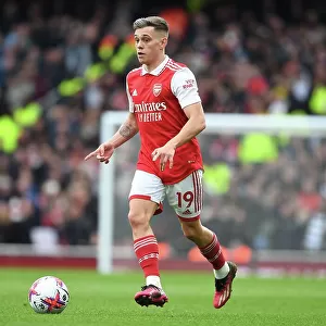 Arsenal's Trossard Shines: Gunners Secure Victory Over Leeds United in the Premier League