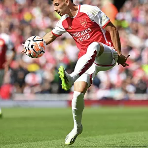 Martinelli's Brilliant Debut: Arsenal Wins Over Fulham (2023-24)