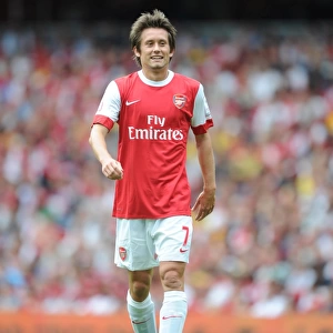 Tomas Rosicky's Stunner: Arsenal's Comeback Win Against Celtic in Emirates Cup (2010)