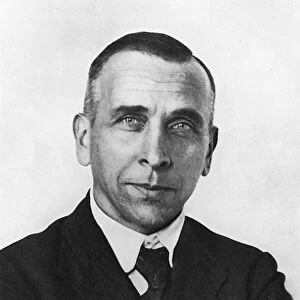 Alfred Lothar Wegener (1880-1930) German geophysicist and meteorologist. Continental Drift
