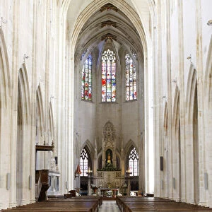 Clatery-Saint-Andrate basilica nave