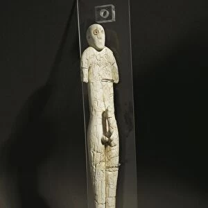 Egypt, El-Amrah, Nagada culture, Bone statuette of male figure