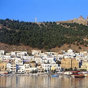 Greece, Dodecanese Islands, Kalymnos, Pothia, view of waterfront and harbour
