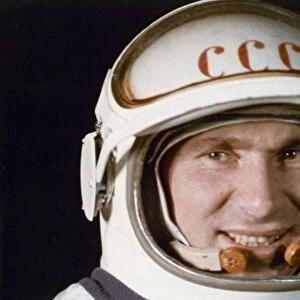 Soviet cosmonaut pavel belyayev, voskhod 2 mission, 1965