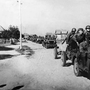 Soviet red army anti tank unit in us-made jeeps on the way to the front, world war 2, american aid, lend lease program