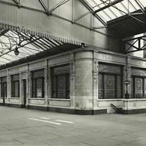 Southport Chapel Street station, Lancashire and Yorkshire Railway. View of the exterior of the cafe
